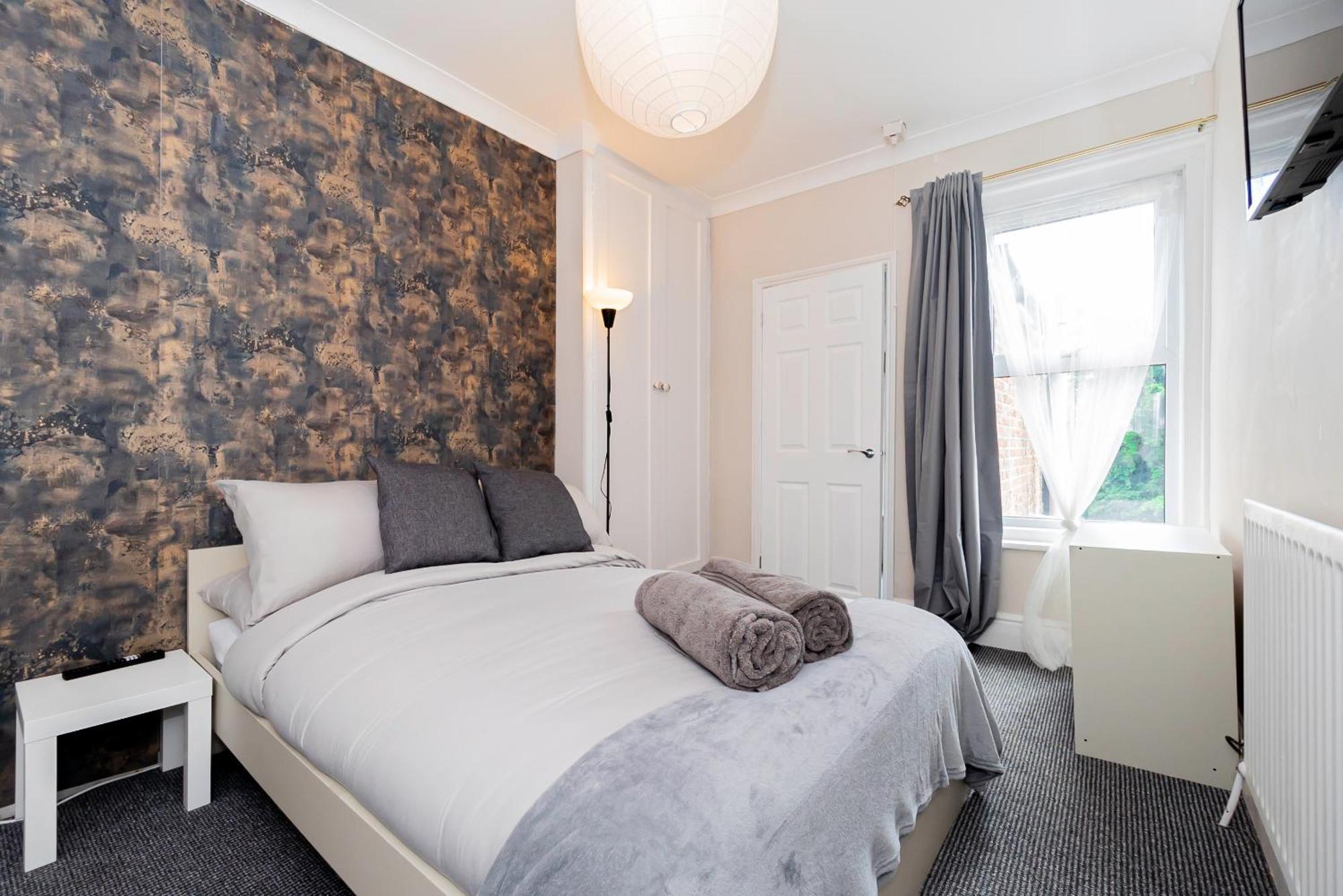 Shirley House 5, Guest House, Self Catering, Self Check In With Smart Locks, Use Of Fully Equipped Kitchen, Close To City Centre, Ideal For Longer Stays And Fawley Contractors Southampton Kültér fotó