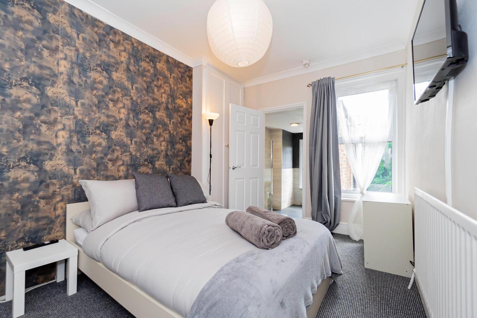 Shirley House 5, Guest House, Self Catering, Self Check In With Smart Locks, Use Of Fully Equipped Kitchen, Close To City Centre, Ideal For Longer Stays And Fawley Contractors Southampton Kültér fotó