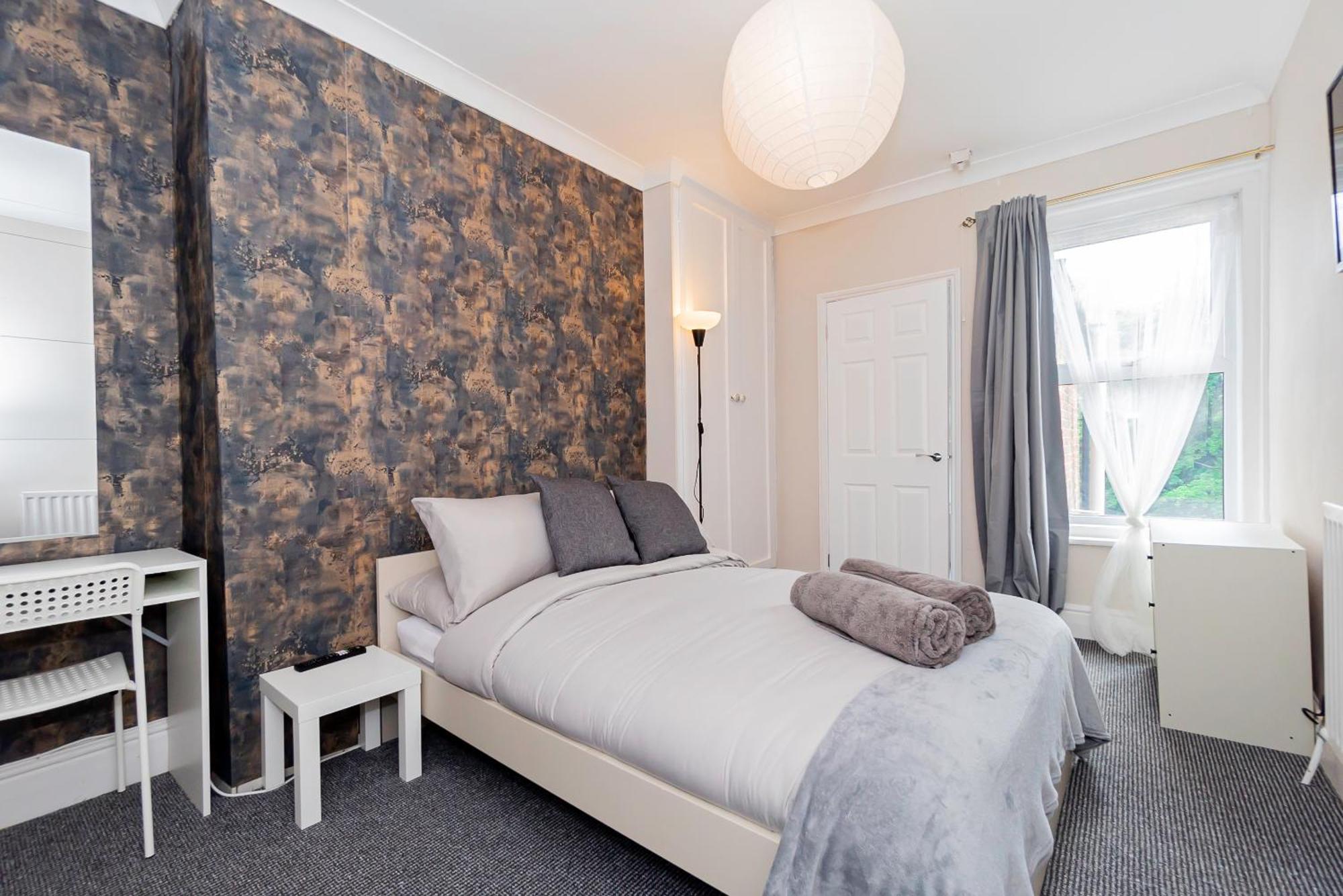 Shirley House 5, Guest House, Self Catering, Self Check In With Smart Locks, Use Of Fully Equipped Kitchen, Close To City Centre, Ideal For Longer Stays And Fawley Contractors Southampton Kültér fotó